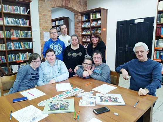 Zajęcia z elementami biblioterapii - porozmawiajmy o naszych Babciach i Dziadkach