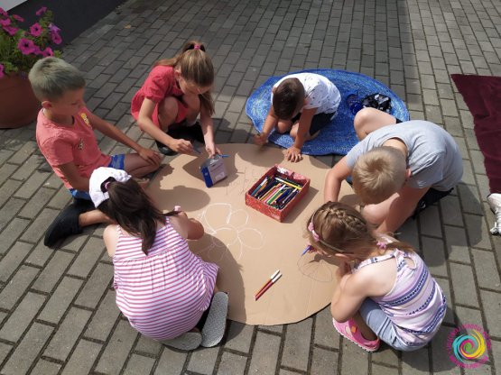Biblioteka w Akcji - filia Ostrów - opowieści z książki "Dar Totemów"