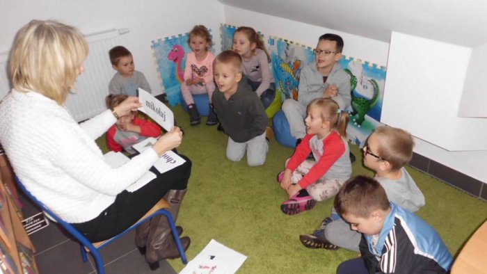 Akademia Malucha w Trzemesznie - spotkanie Bożonarodzeniowe