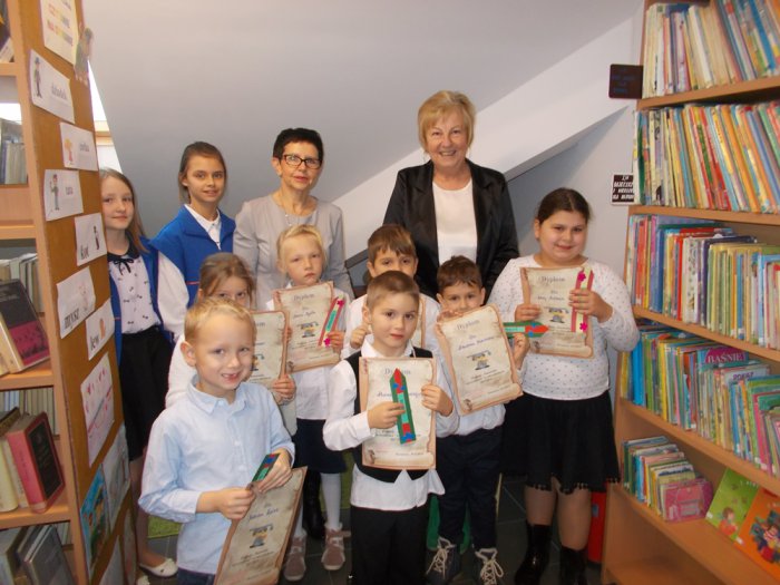 Pasowanie na czytelnika w bibliotece w Trzemesznie Lubuskim