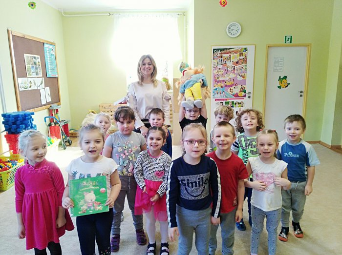 Czytanie na przedszkolnym dywanie z Felą - 21.03.2018r