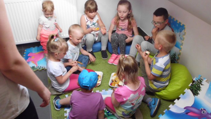 Wieści z Akademii Malucha - poznajemy owoce