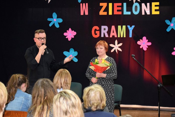 W zielone gramy... Światowy Dzień Poezji w Bibliotece Publicznej w Sulęcinie - filii Żubrów